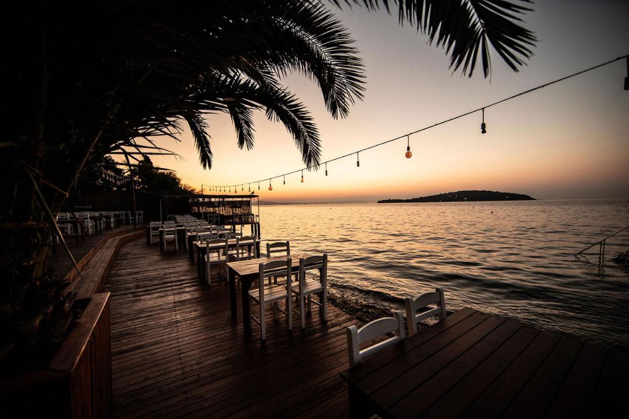 Hotel Büyükada Loc'ada Adalar Exterior foto